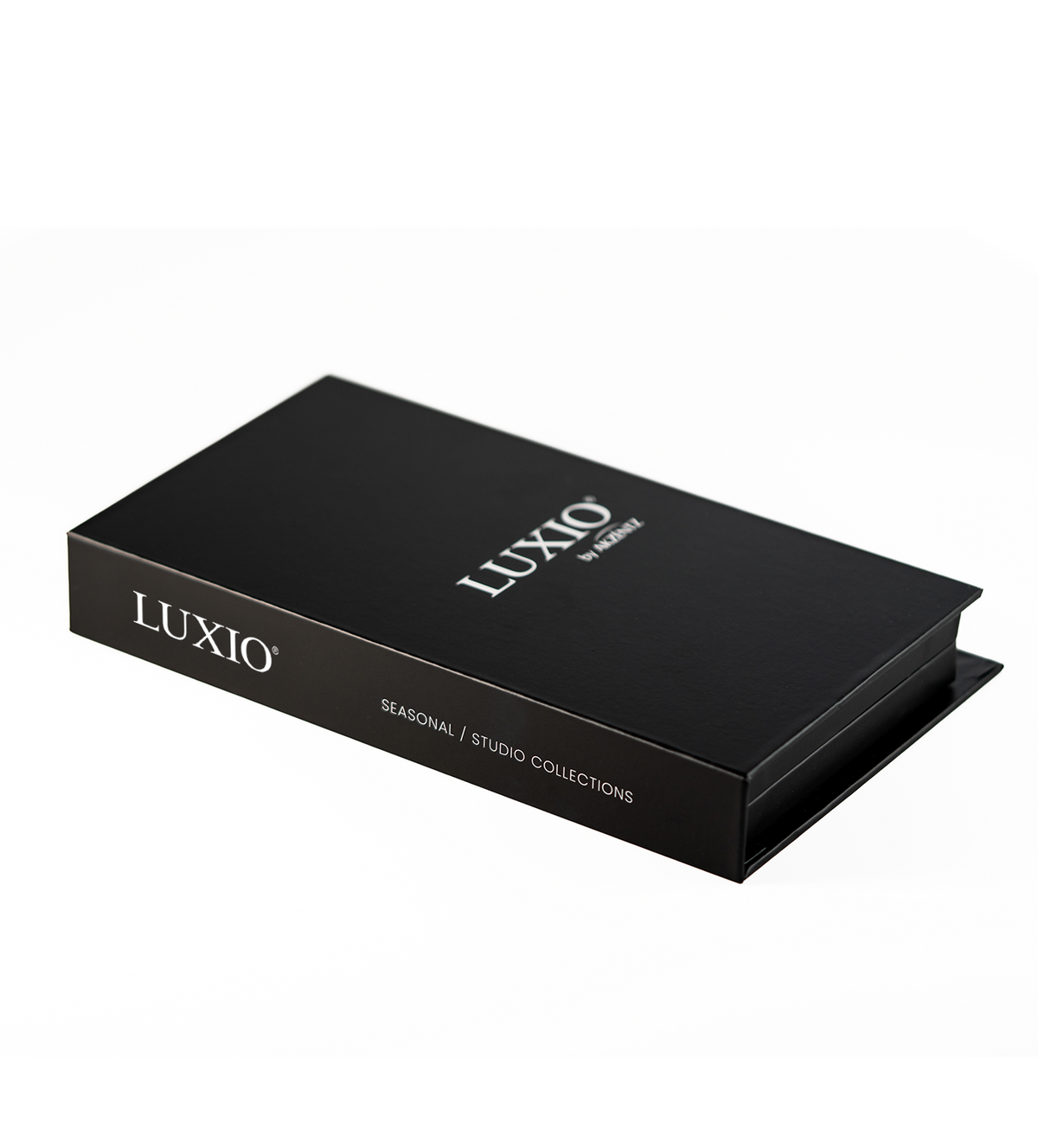 Luxio® Seasonal Colour Book